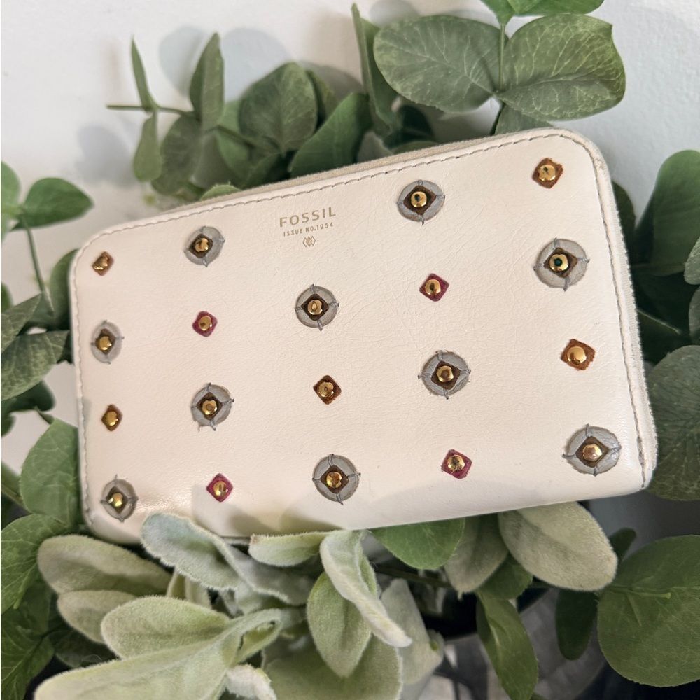 Fossil Studded Women's White Wallet Zip Up Fall Winter Money Coin Holder